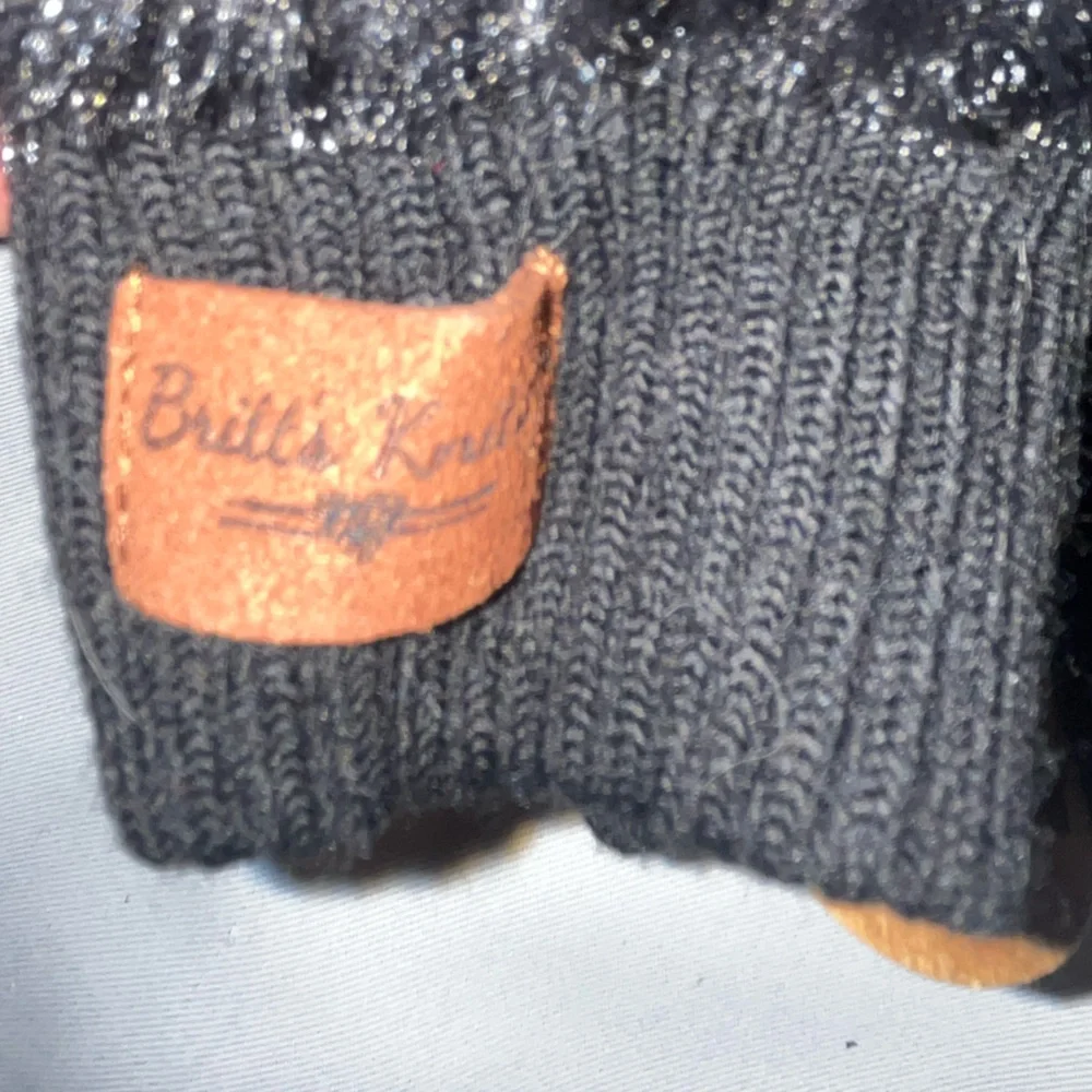 NWT Britt’s Mitts Convertible Faux Fur Mittens Black One Size Fits Most